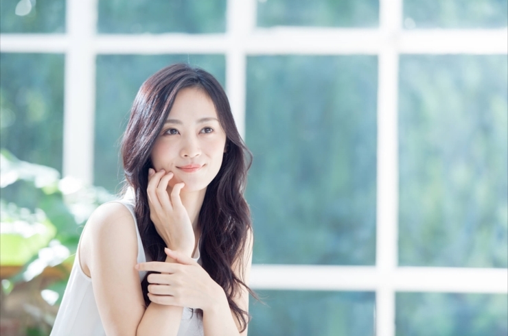 微笑む女性
